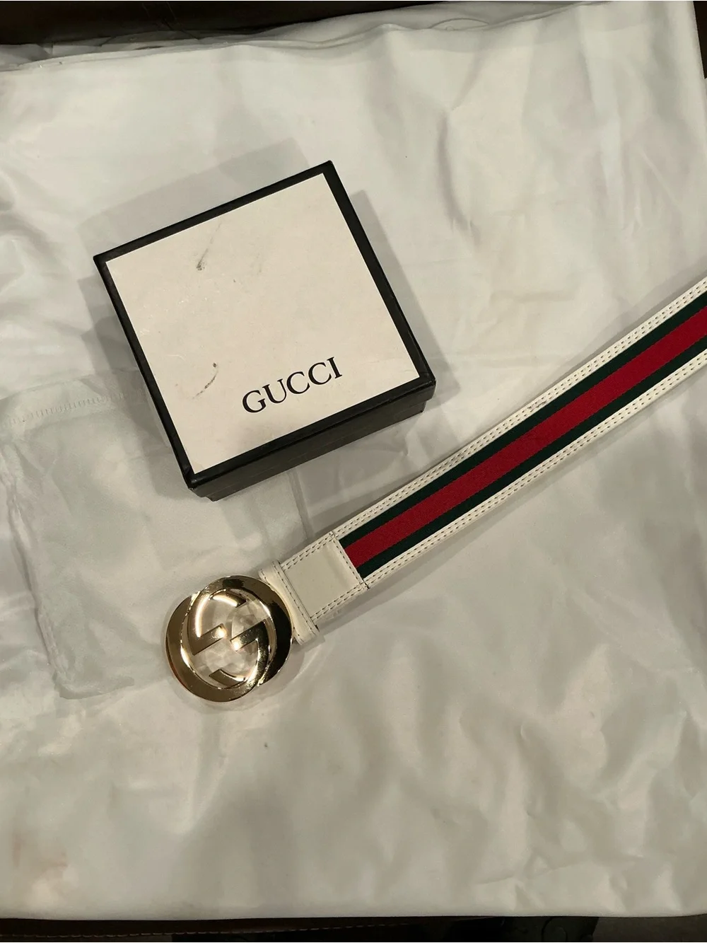 Gucci White Leather Belt with Red and Green Web Stripe and Gold Double G Buckle